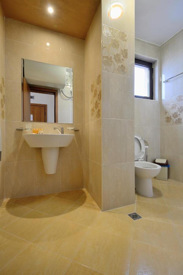 Fantasy Apartaments And Studios Avenue Комплекс Фантазия Хисаря Ngoại thất bức ảnh